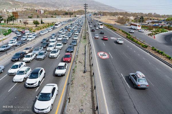 تردد 245 هزار خودرو در محورهای مواصلاتی استان سمنان ثبت شد